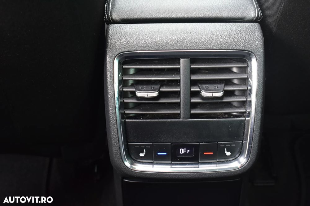 Skoda Octavia 2.0 TDI DSG Premium Edition - 13