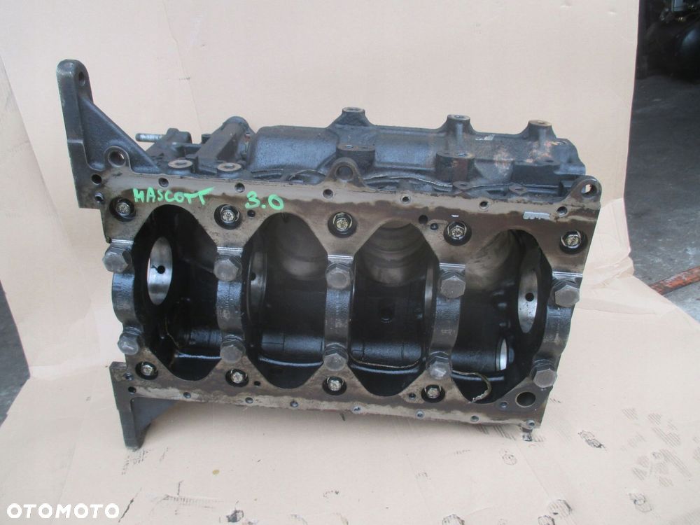 blok silnika renault mascott 3.0 zd3 03-10 do napr - 2