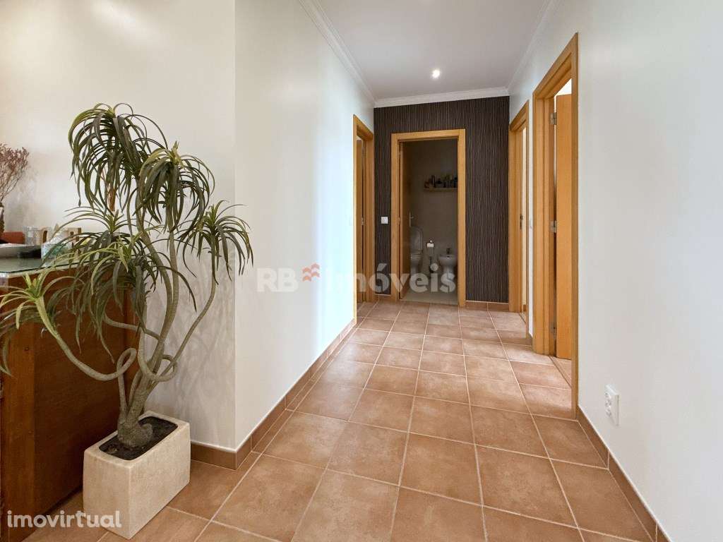 Apartamento T3 com sótão e Garagem no Entroncamento - Grande imagem: 5/39