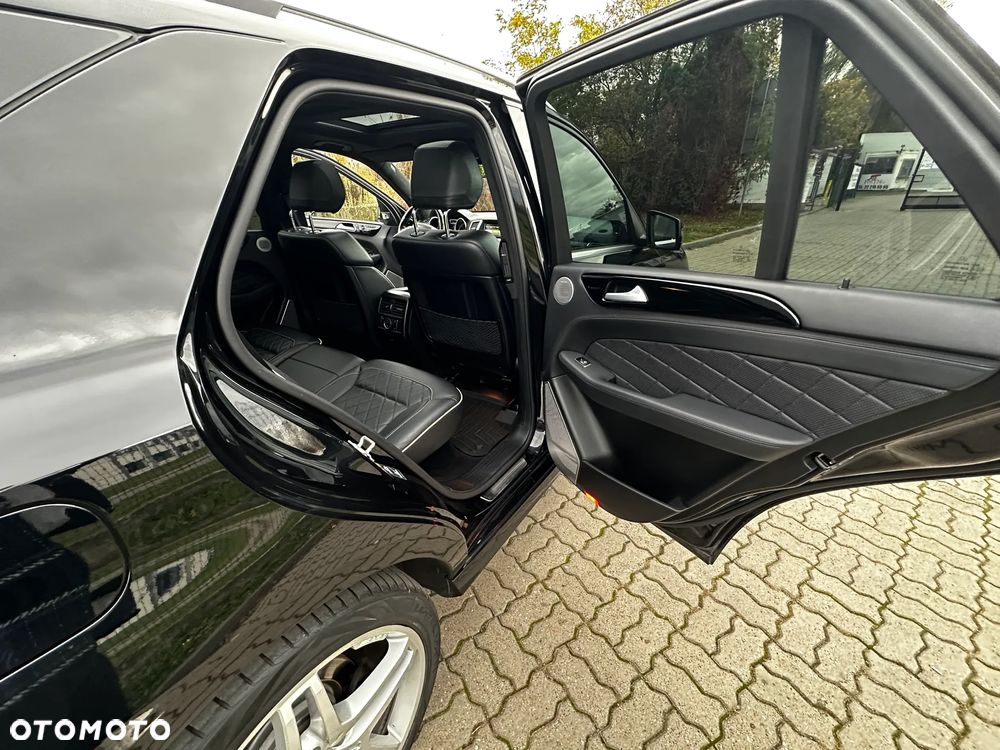 Mercedes-Benz ML 350 BlueTEC 4MATIC 7G-TRONIC - 26