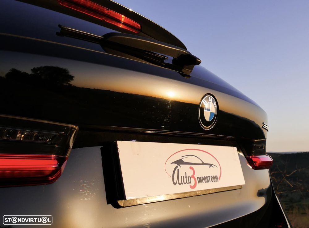 BMW 330 e Touring Aut. Sport Line - 40