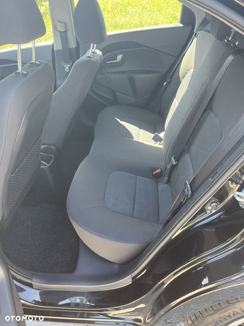 Kia Rio 1.2 ISG Dream Team Edition - 6