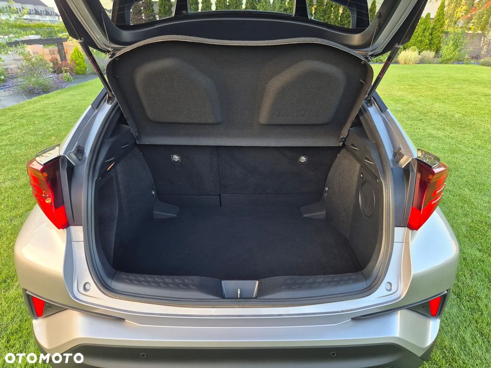 Toyota C-HR Business-Edition - 9
