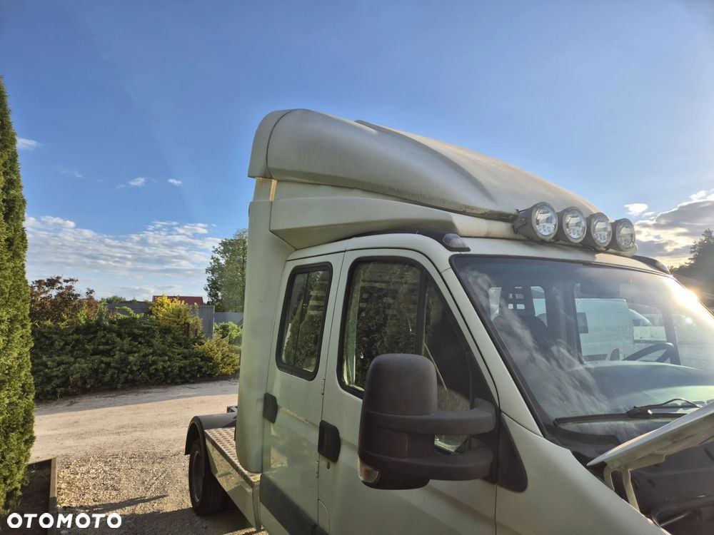 Zabudowa Spojer doka + siodło ciągnik siodłowy Iveco - 8