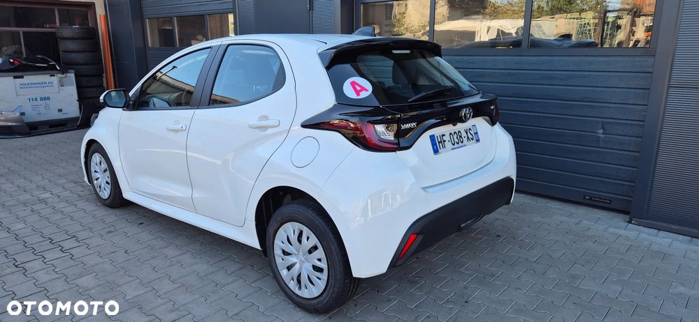 Toyota Yaris - 3