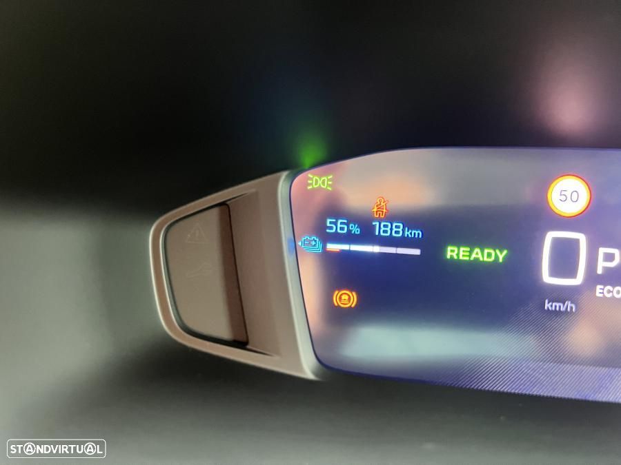 Peugeot e-208 51 kWh Allure - 32