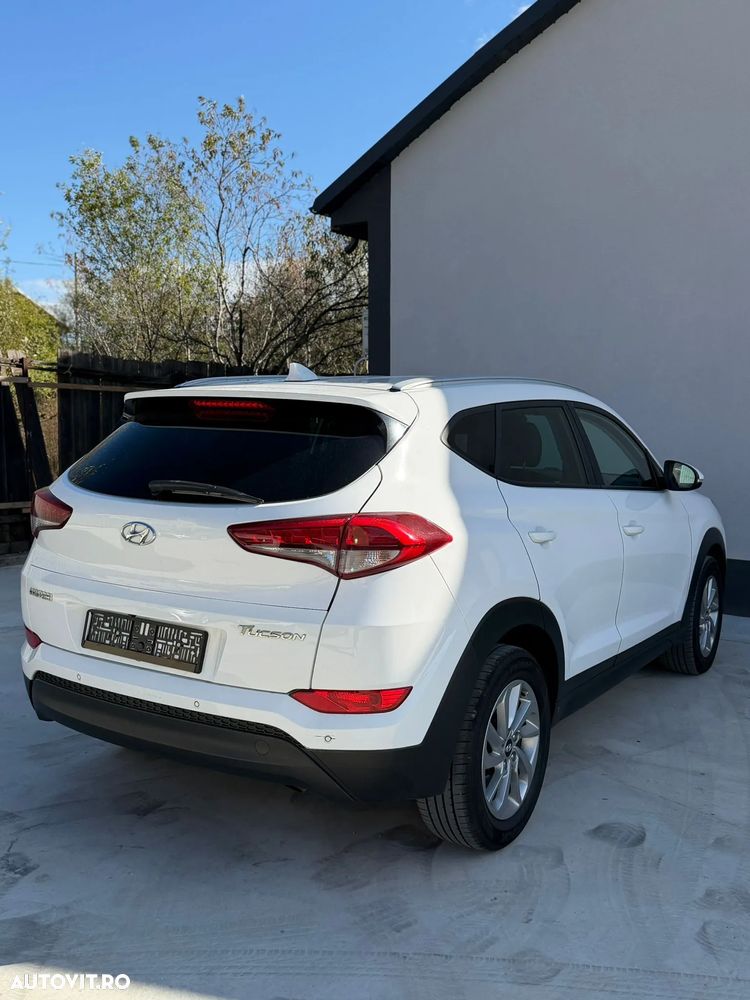 Hyundai Tucson blue 1.7 CRDi 2WD DCT Advantage - 11