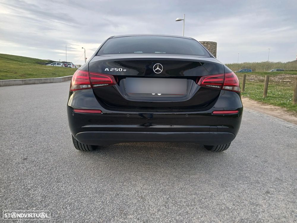 Mercedes-Benz CLA 250 - 10