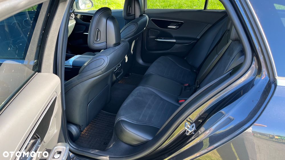 Mercedes-Benz Klasa C 220 d 9G-TRONIC AMG Line - 18