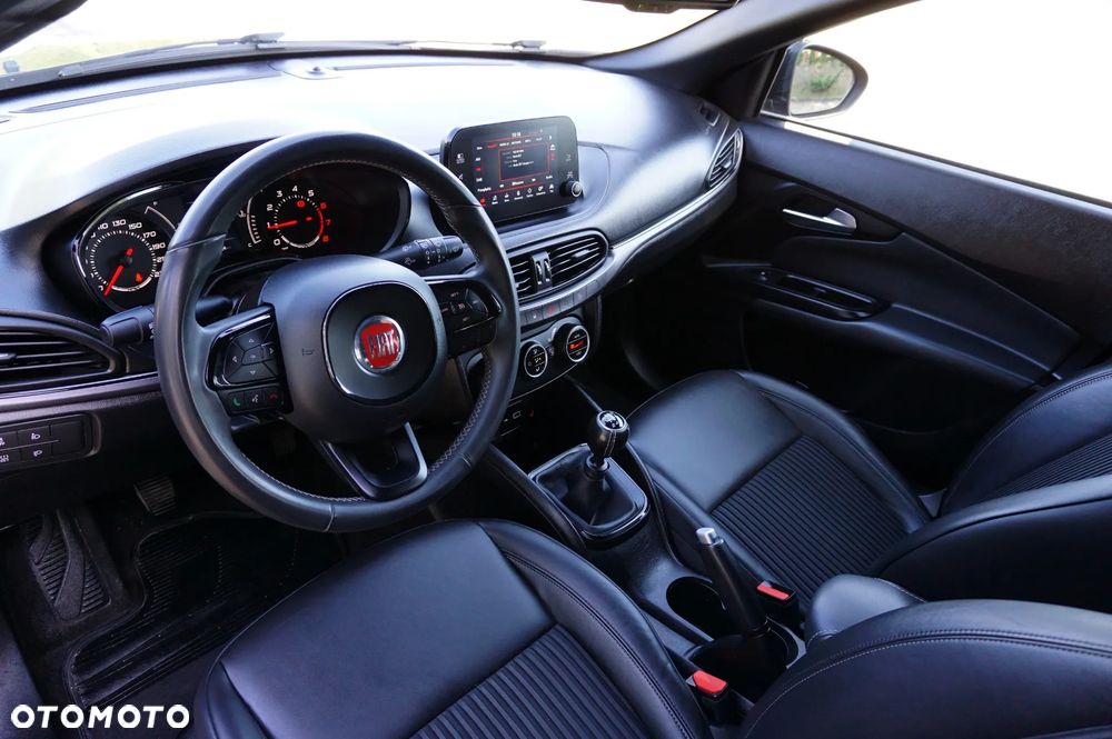 Fiat Tipo 1.4 T-Jet S-Design - 23