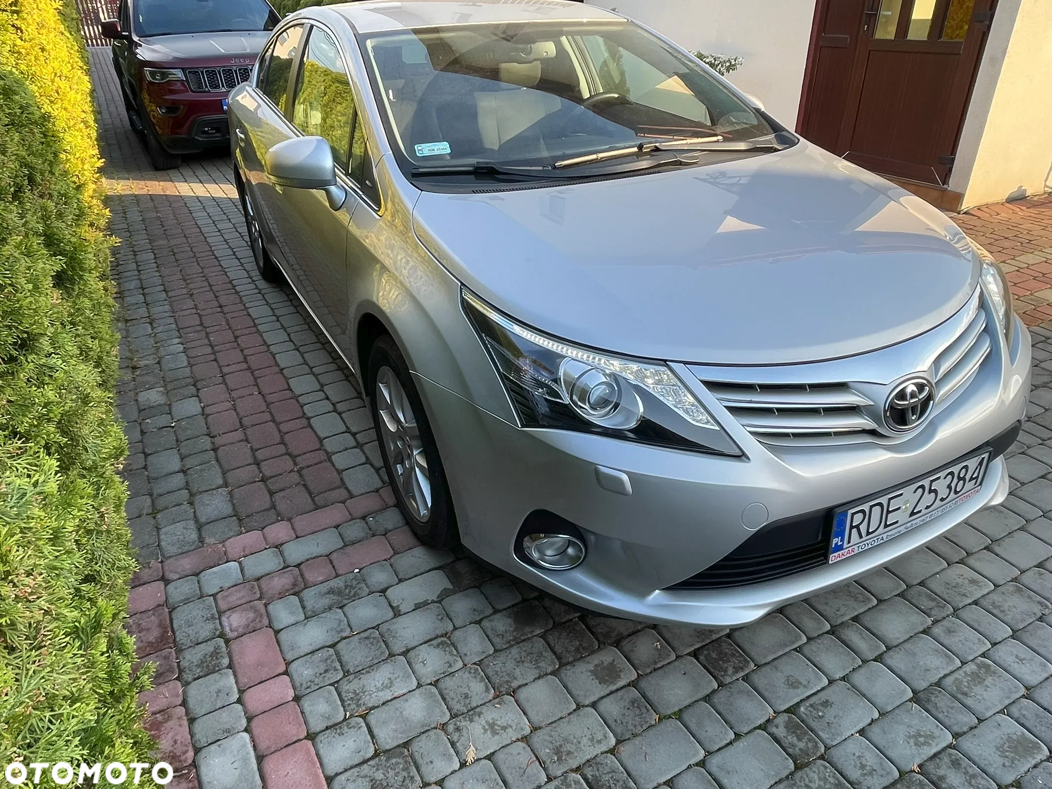 Toyota Avensis 1.8 Premium - 3