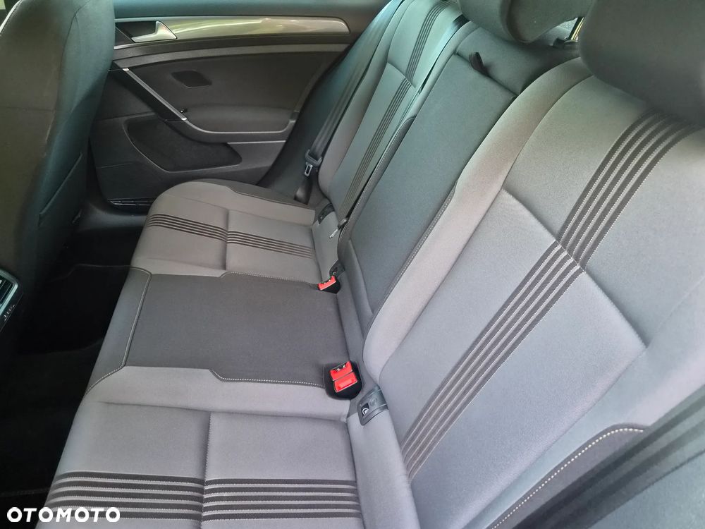 Volkswagen Golf 1.4 TSI BMT Highline - 30