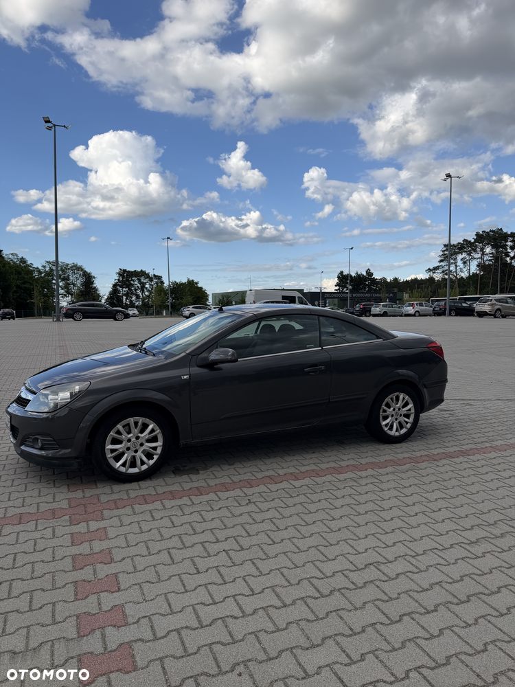Opel Astra - 4