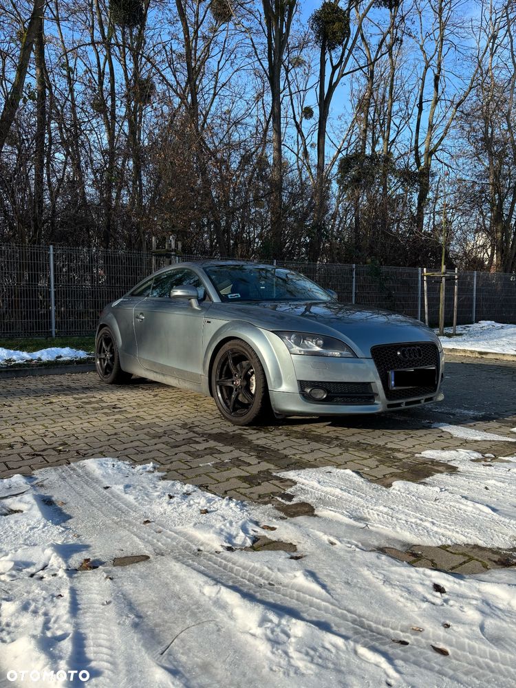 Audi TT Coupé - 1