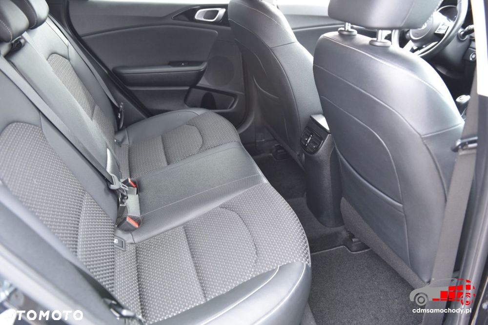 Kia XCeed - 21