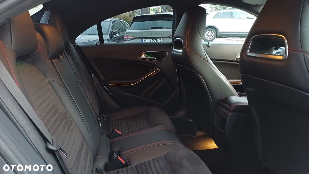 Mercedes-Benz CLA 200 7G-DCT AMG Line - 18