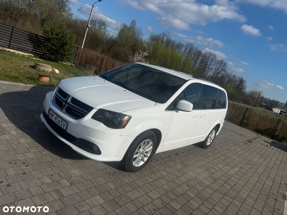 Dodge Grand Caravan 3.6 R/T - 1
