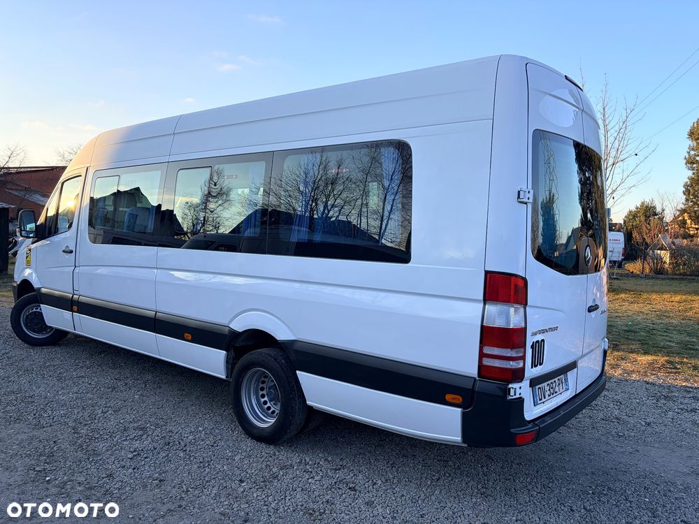 Mercedes-Benz 513 - 2