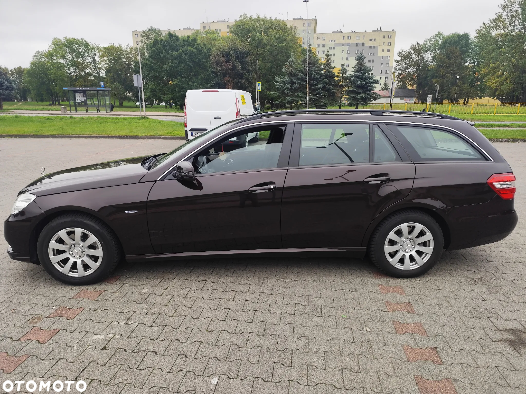Mercedes-Benz Klasa E 200 CDI BlueEff Elegance - 9