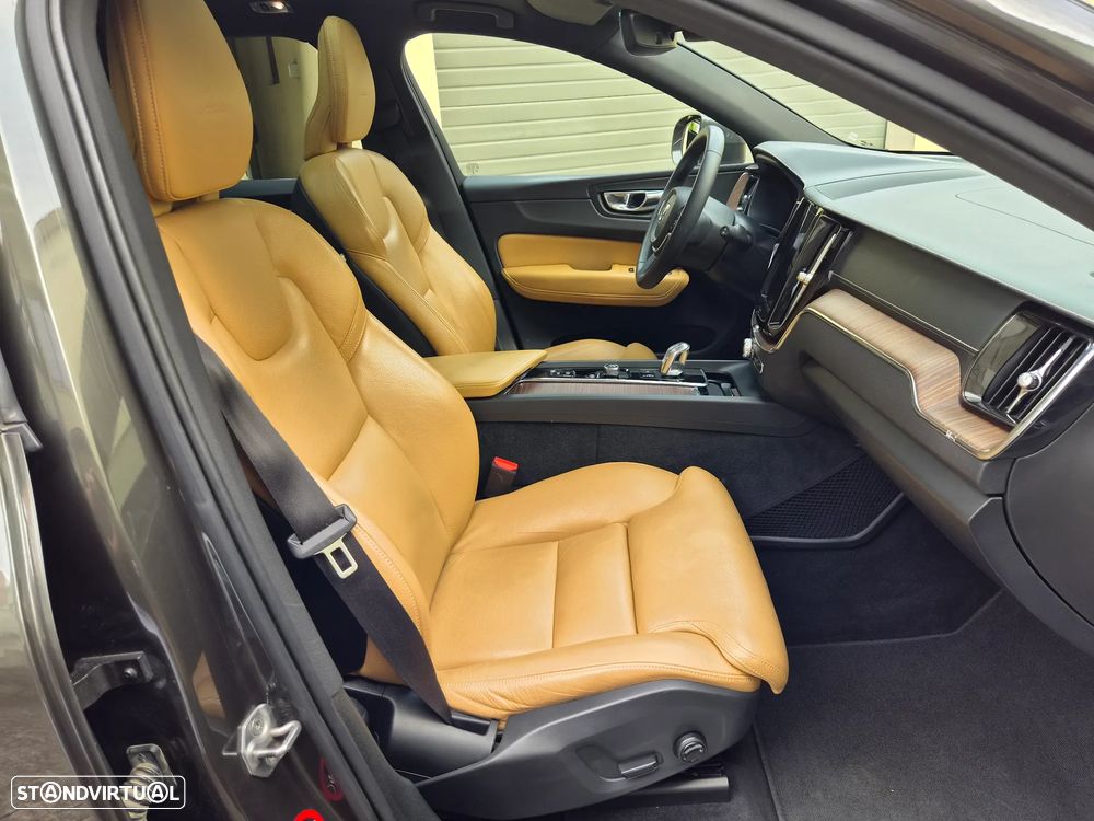 Volvo XC 60 2.0 T8 PHEV Inscription Expression AWD - 9