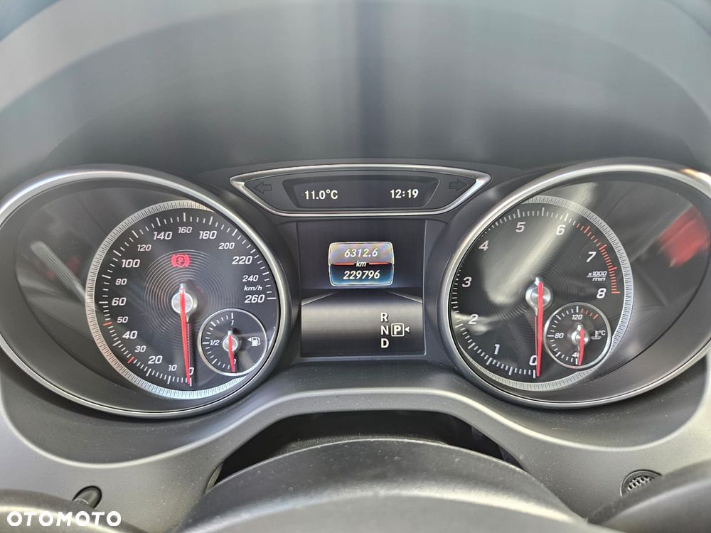 Mercedes-Benz CLA - 7