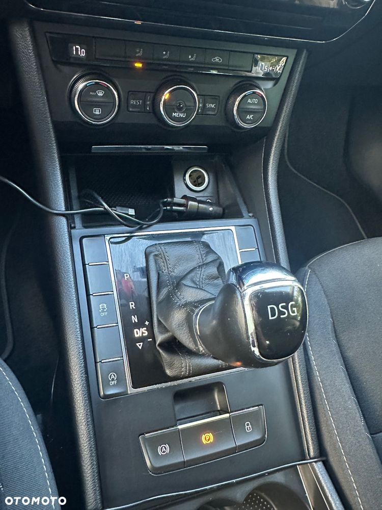Skoda Superb 2.0 TDI Active DSG - 3