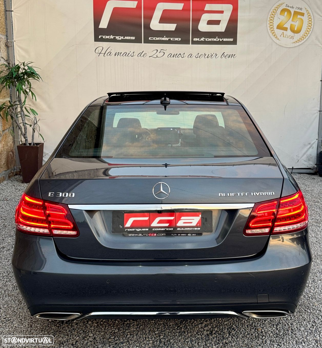 Mercedes-Benz E 300 Bluetec Hybrid Avantgarde - 10