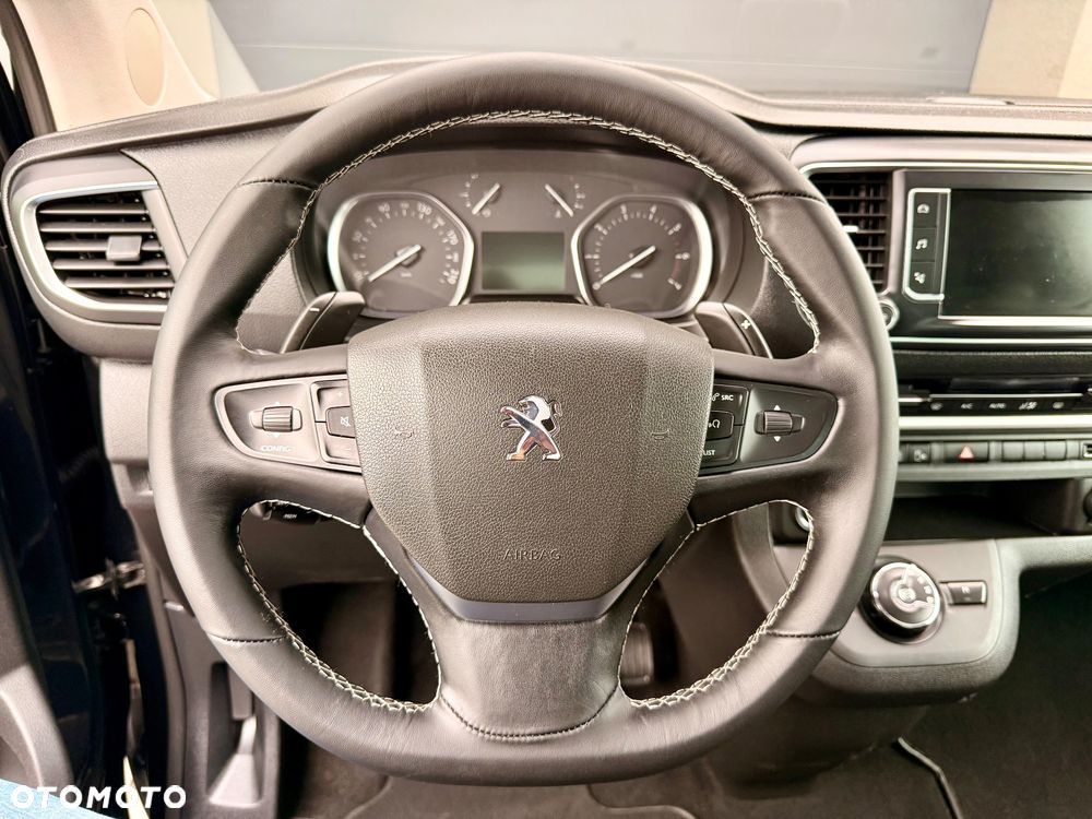 Peugeot Traveller - 20