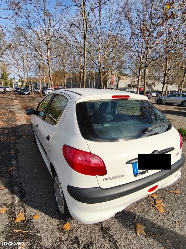 Peugeot 206 1.1 XR Présence - 25