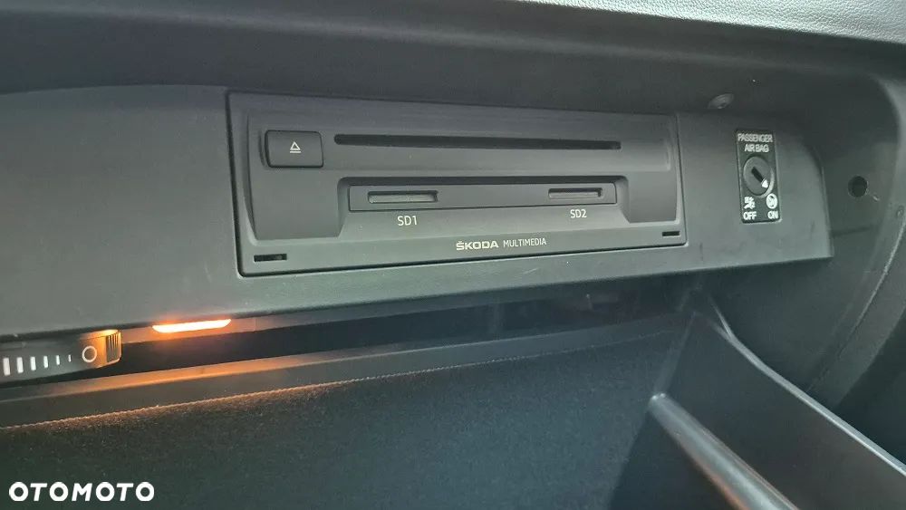 Skoda Octavia 2.0 TDI 4x4 Ambition DSG - 15