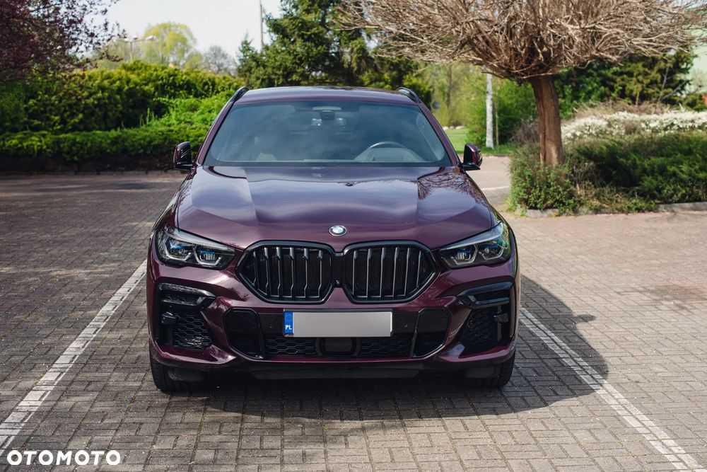 BMW X6 M50i - 2