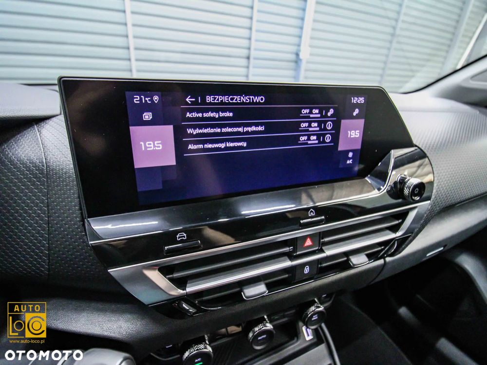 Citroën C4 1.2 PureTech Shine S&S EAT8 - 24
