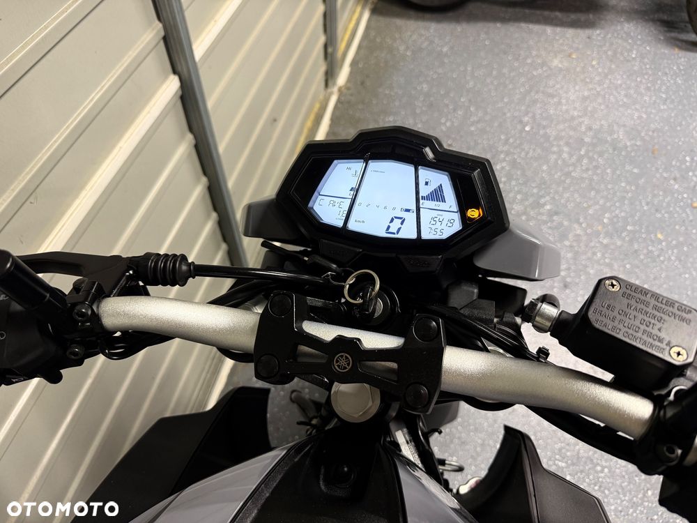 Yamaha MT - 8