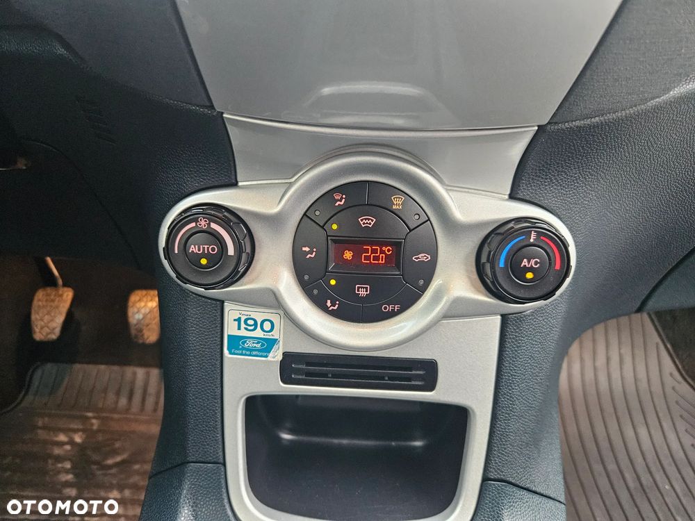 Ford Fiesta - 19