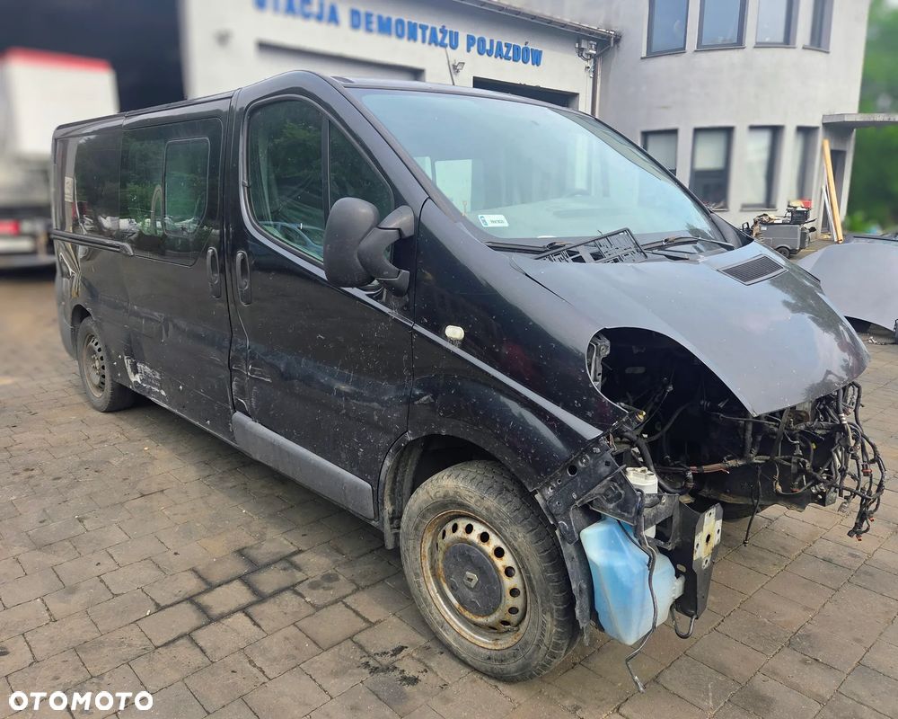 Renault Trafic II 2008 2.0 dCi M9R782 na części - 2