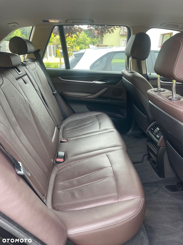 BMW X5 xDrive25d - 14