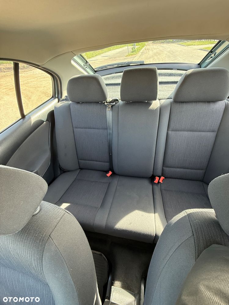 Skoda Octavia 1.9 TDI Tour - 25