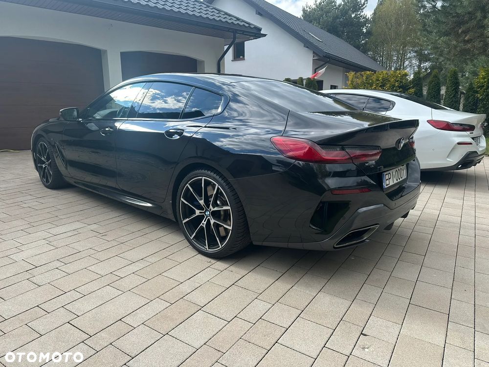 BMW Seria 8 - 12