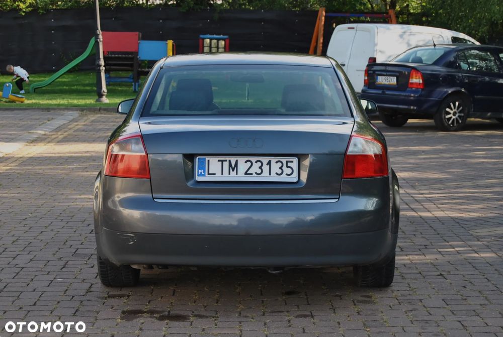 Audi A4 Limousine 1.9 TDI - 16