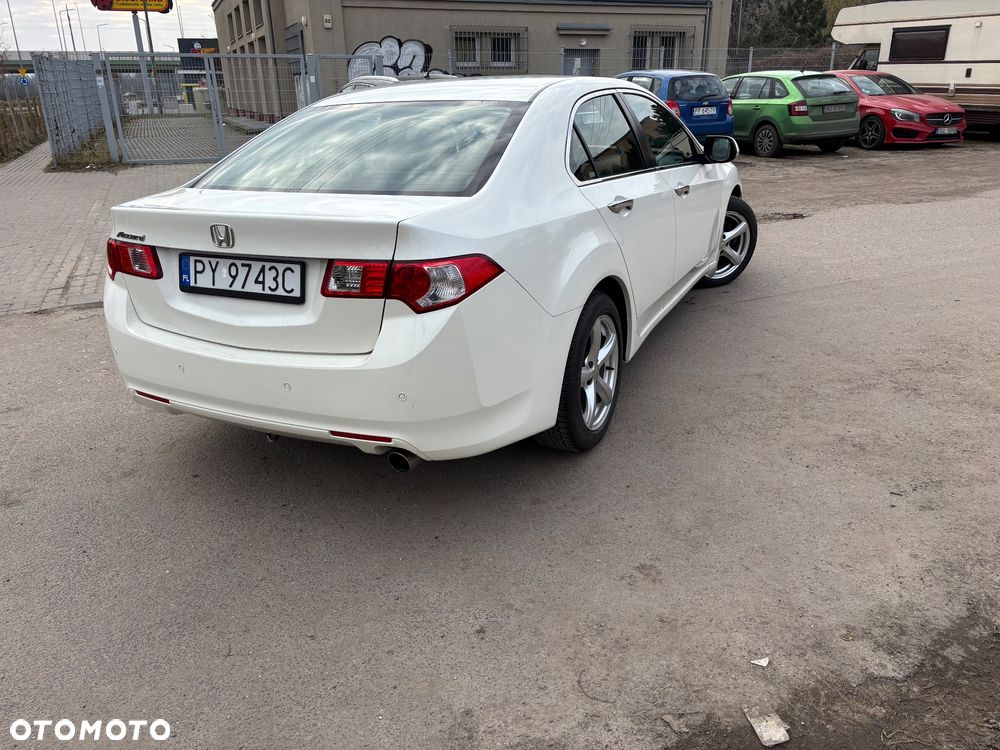 Honda Accord 2.0 Comfort - 4