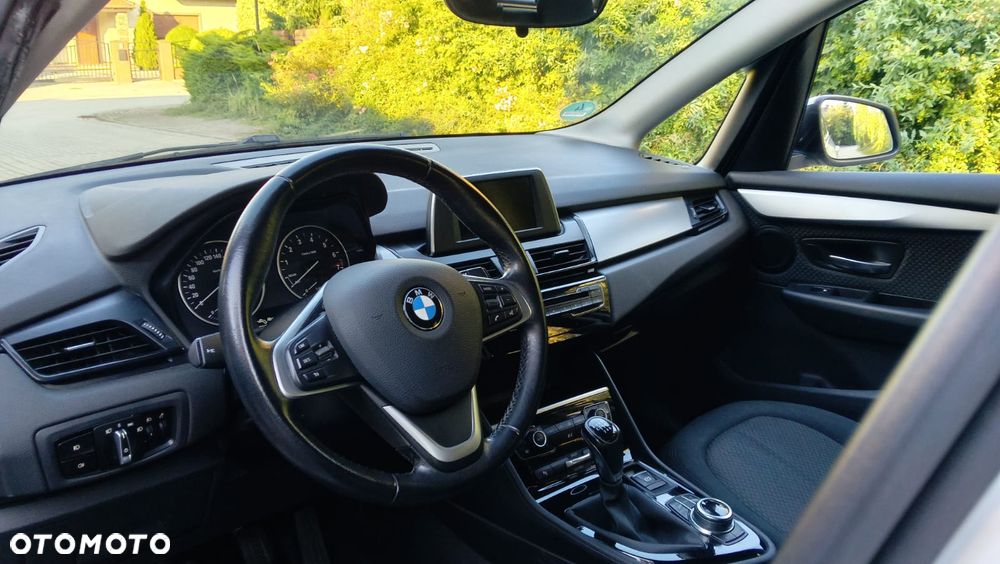 BMW Seria 2 218i Luxury Line - 8