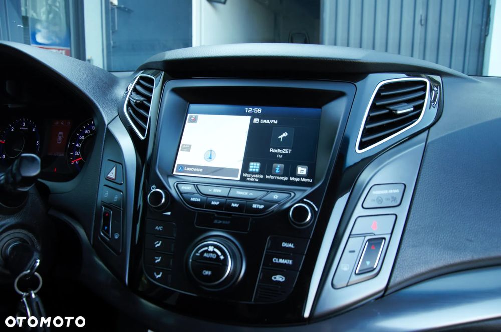 Hyundai i40 Kombi blue 1.6 CRDi DCT Space Plus - 10