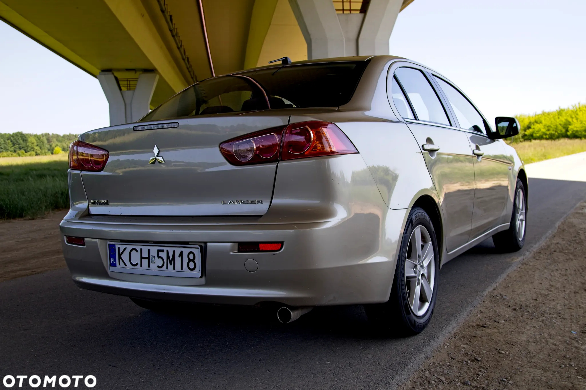 Mitsubishi Lancer 1.8 Invite - 8