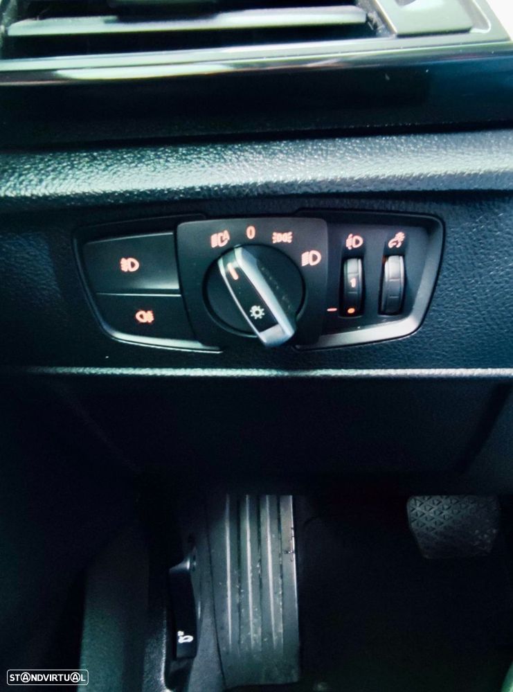 BMW 118 dA Line Sport — fotografia 21