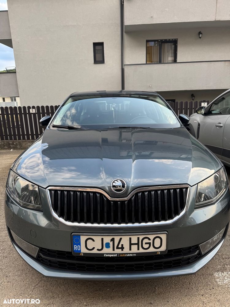 Skoda Octavia 2.0 TDI DSG Style - 1