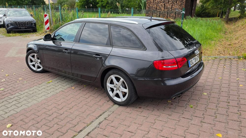 Audi A4 Avant - 26