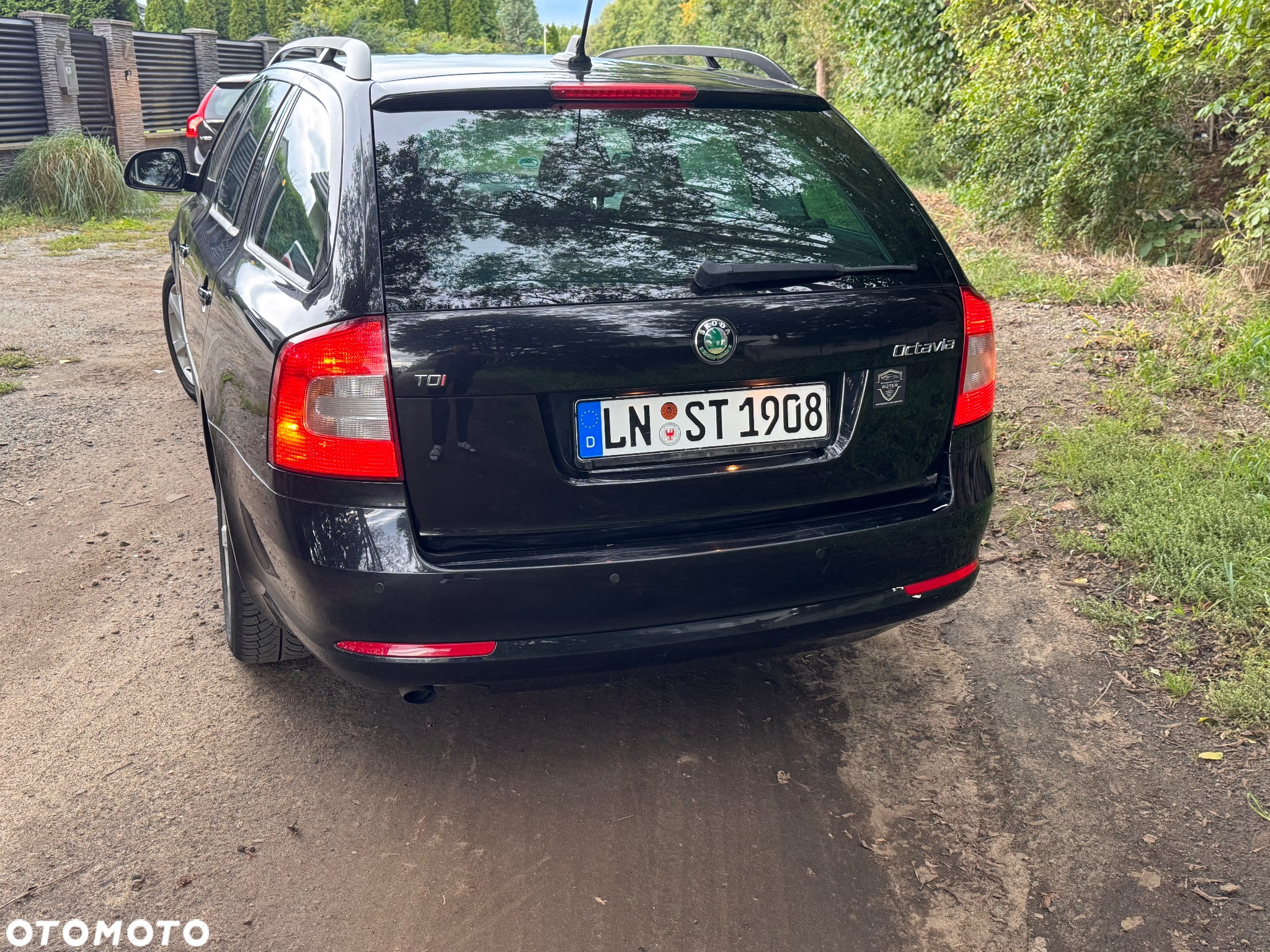 Skoda Octavia 2.0 TDI DPF Ambiente DSG - 4