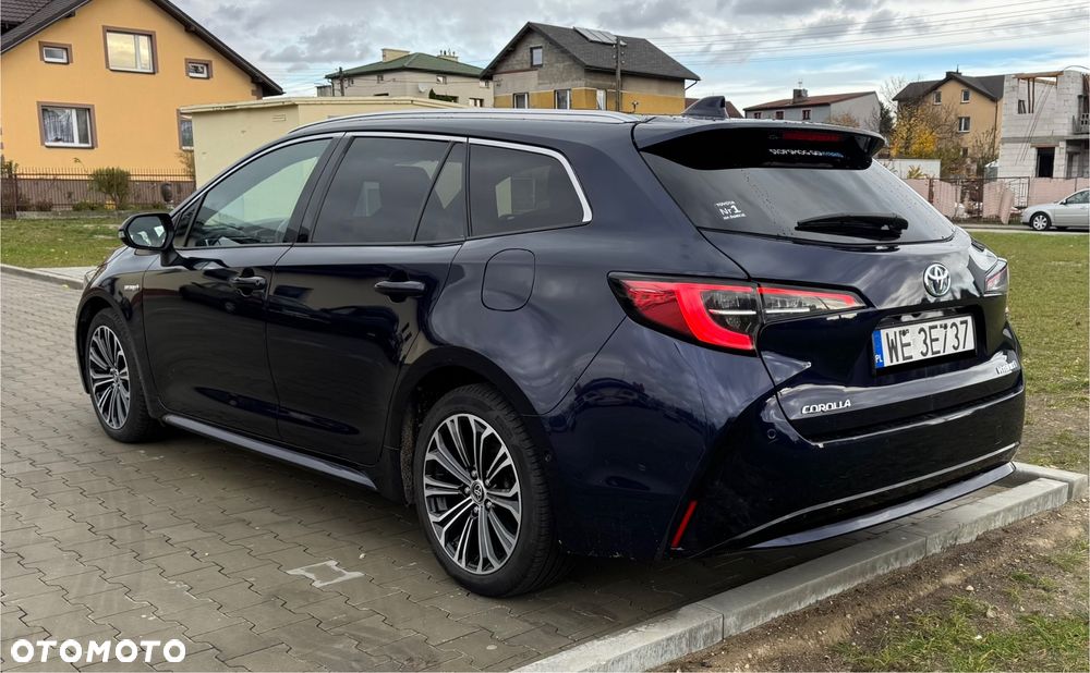 Toyota Corolla 1.8 Hybrid Executive - 3