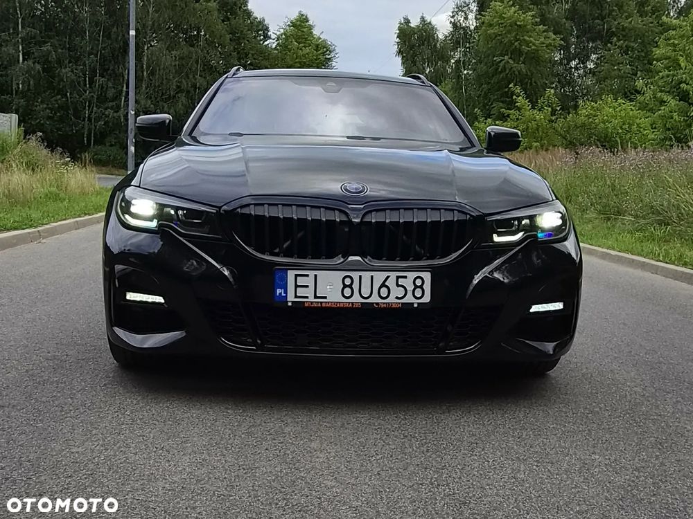 BMW Seria 3 330i xDrive M Sport sport - 1