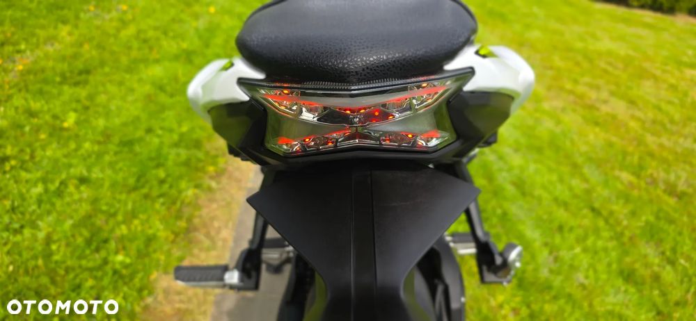 Kawasaki Z 650 - 24